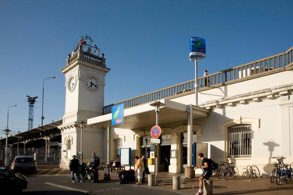 Superbe Appart Entier Au Pied De La Gare Rer, A 15 Min De Paris & Orly Juvisy-sur-Orge Dış mekan fotoğraf
